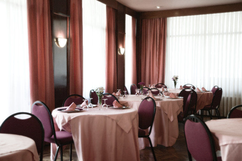 Hotel Unzaga Plaza Эйбар Ресторан фото